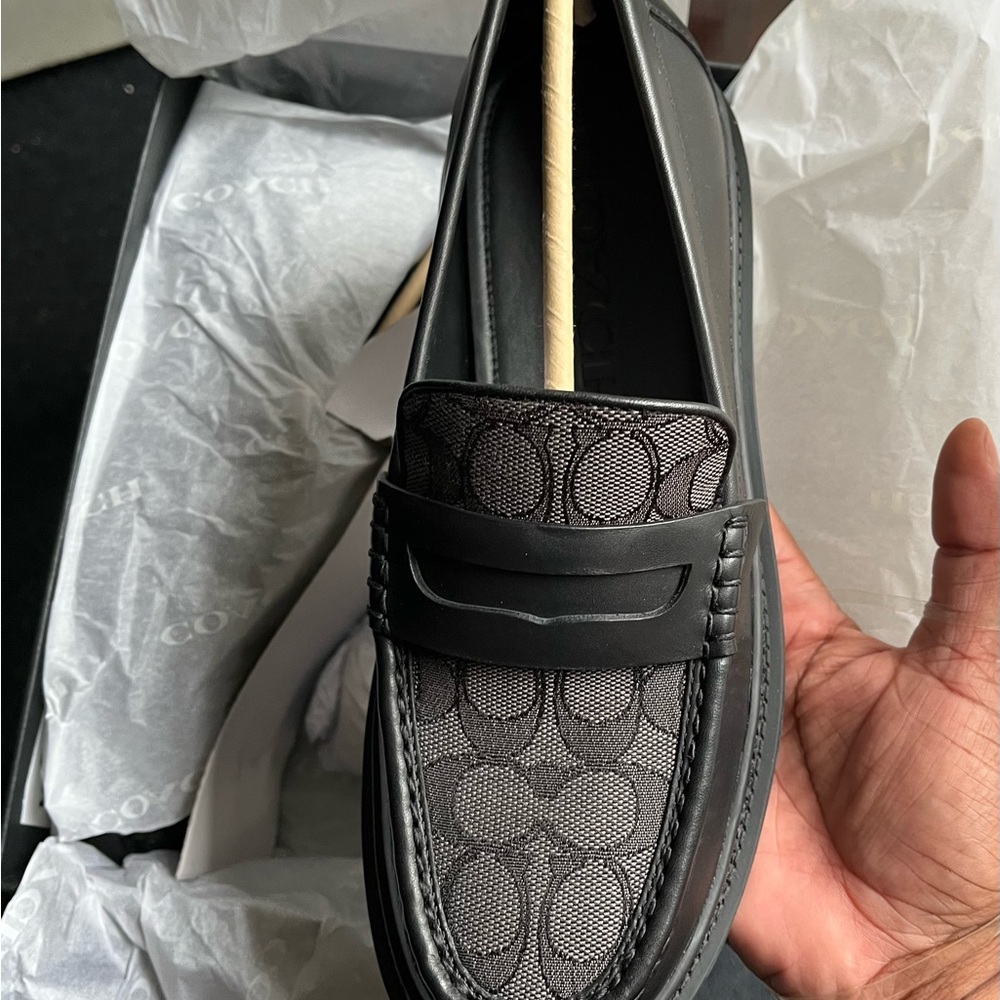 Coach Sig Loafer size 8D
